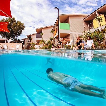 Onslow Beach Resort Kültér fotó